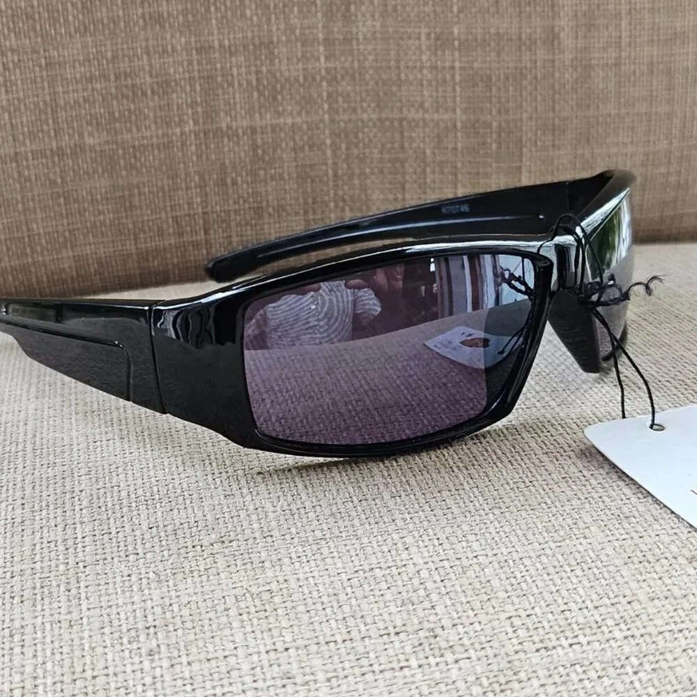 Kids Sunglasses Black Wrap Eye Wear 100% UV Prtotect Sunglasses for 7-10 years